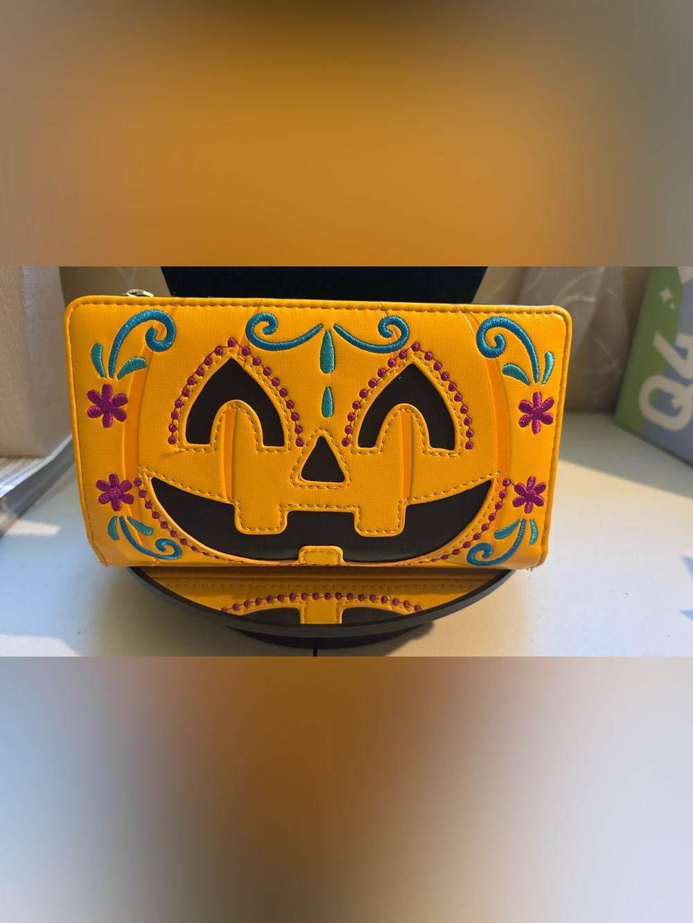 Loungefly pumpkin wallet NWOT